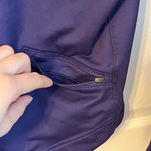 XS Nike DriFit 3/4 Zip Up - Picture 4 of 4